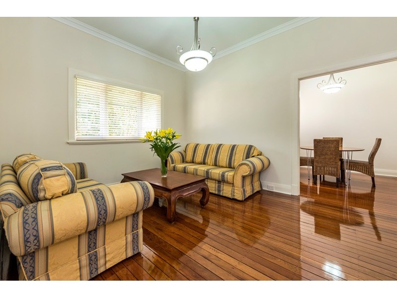 27 Traylen Road, Bayswater WA 6053