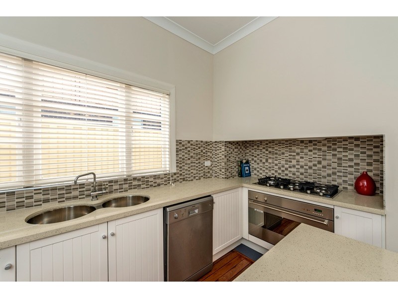27 Traylen Road, Bayswater WA 6053