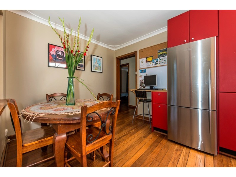 6 Elizabeth Street, Bayswater WA 6053