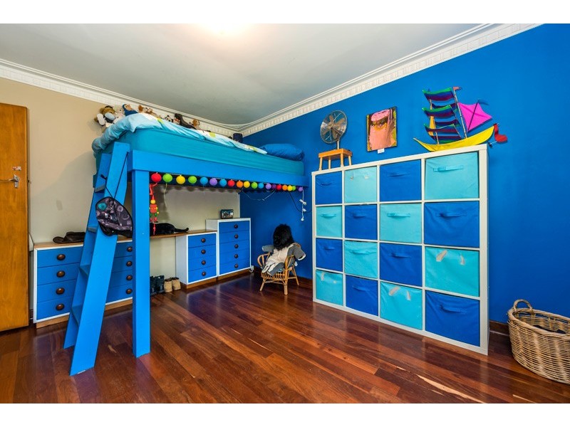 6 Elizabeth Street, Bayswater WA 6053