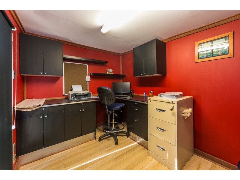 6 Elizabeth Street, Bayswater WA 6053