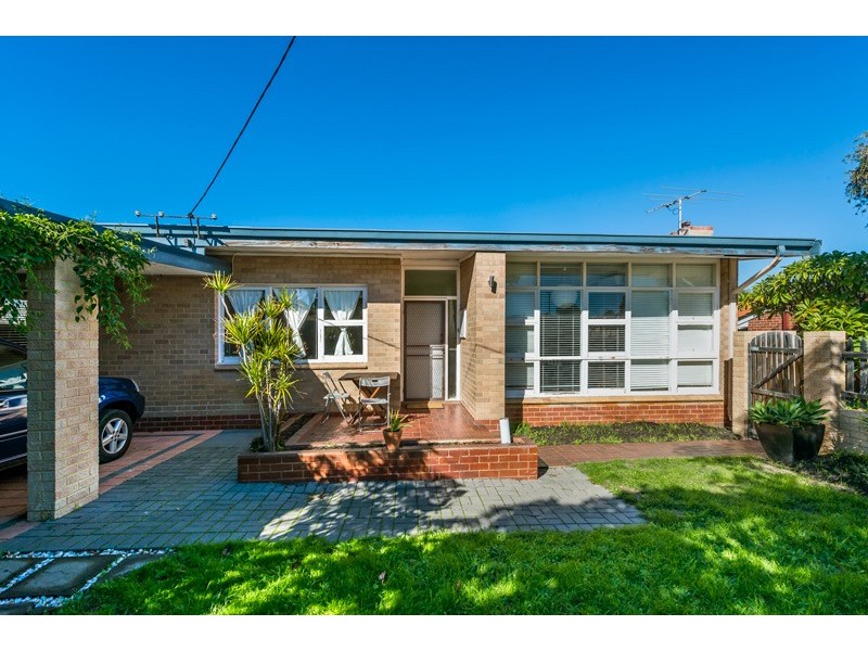 16 Kobelke Street, Dianella WA 6059