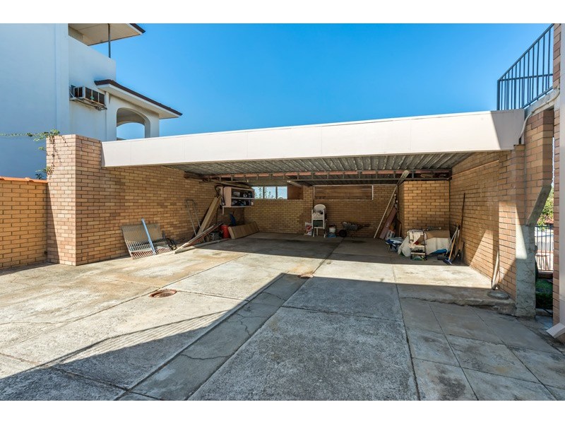 10 Rothbury Road, Embleton WA 6062