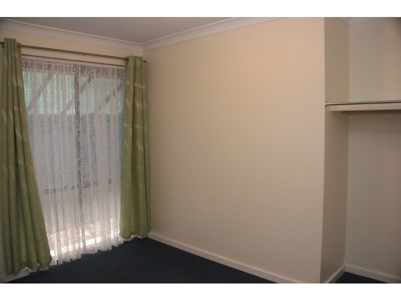 13 Cahow Grove, Ballajura WA 6066