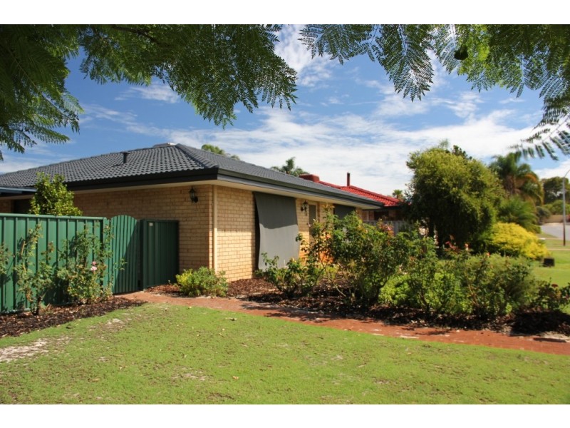 13 Cahow Grove, Ballajura WA 6066