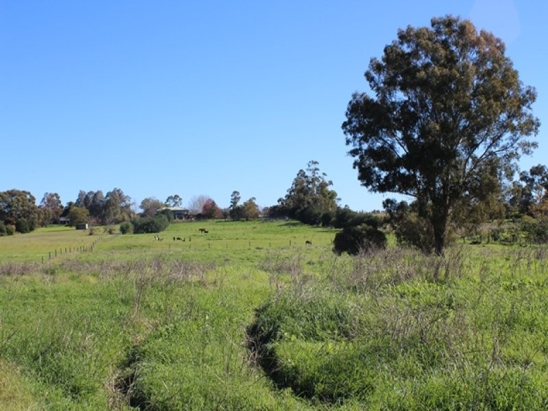 60 Forest Road, Henley Brook WA 6055