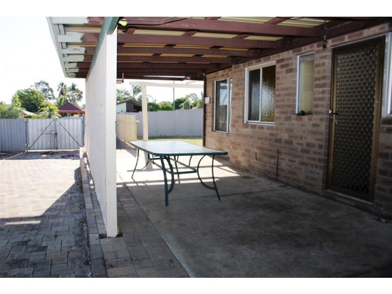 10 Dalwood Road, Swan View WA 6056