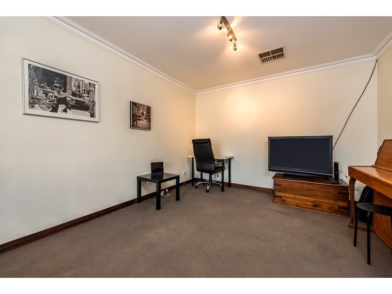 58 Kenmure Avenue, Bayswater WA 6053