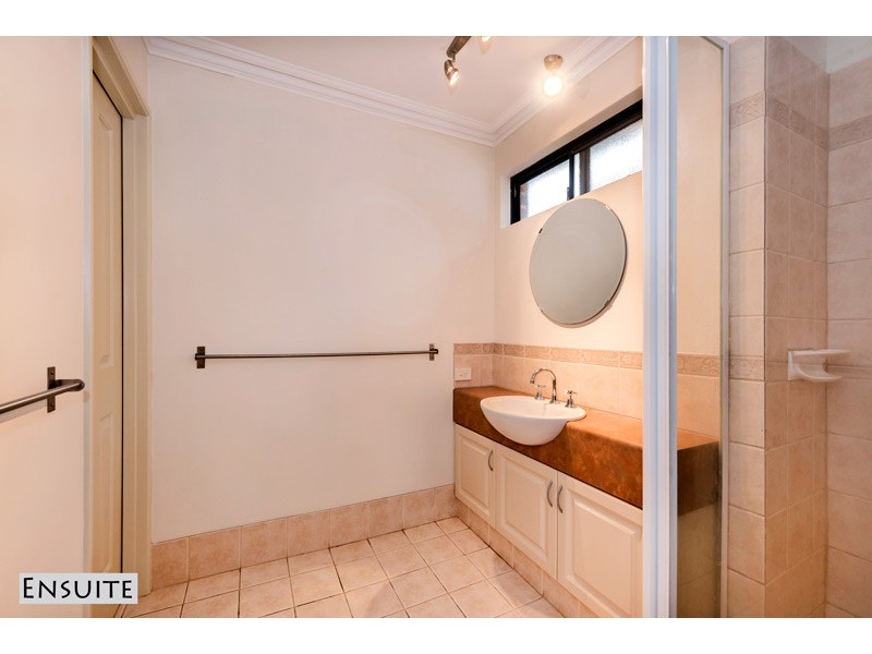 58 Kenmure Avenue, Bayswater WA 6053