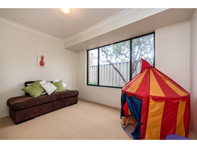 58 Kenmure Avenue, Bayswater WA 6053