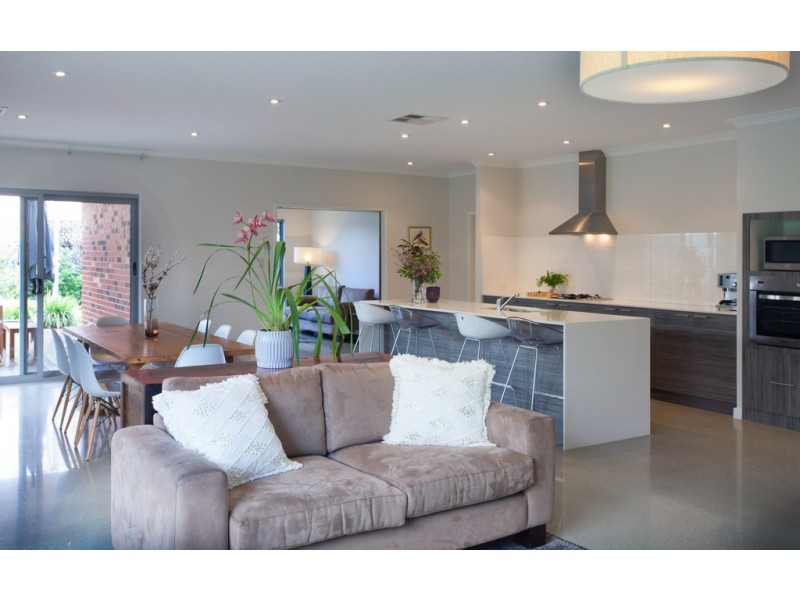 5 Laverstock Street, South Guildford WA 6055