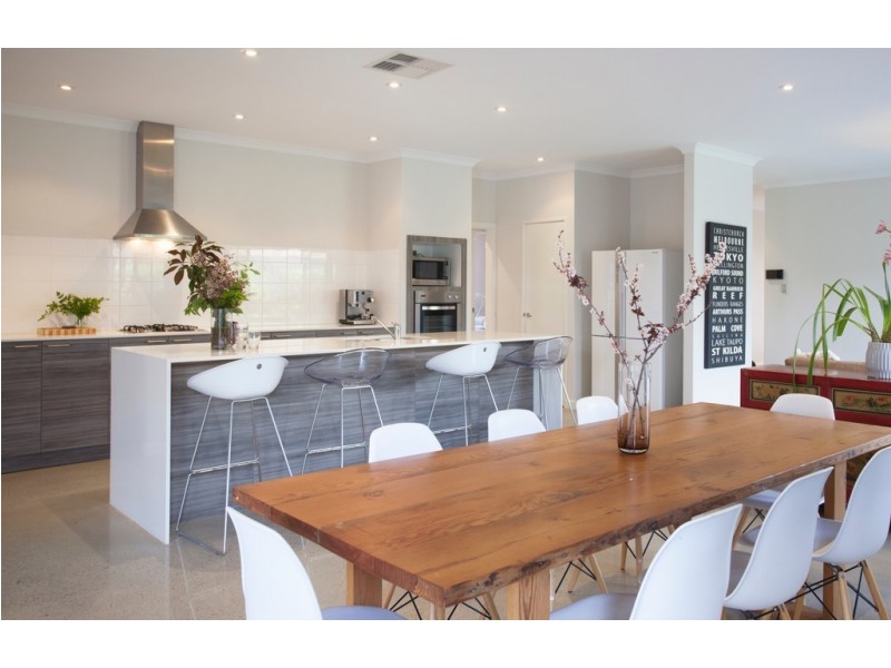 5 Laverstock Street, South Guildford WA 6055