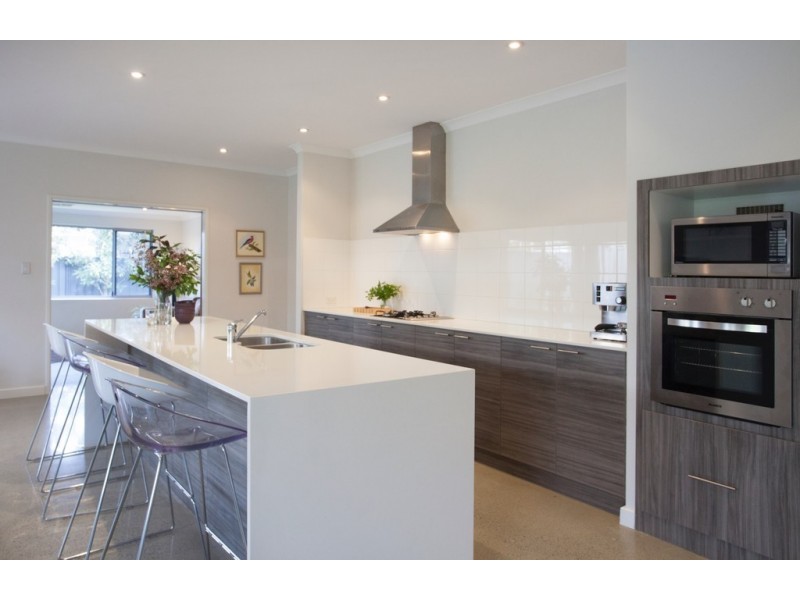 5 Laverstock Street, South Guildford WA 6055