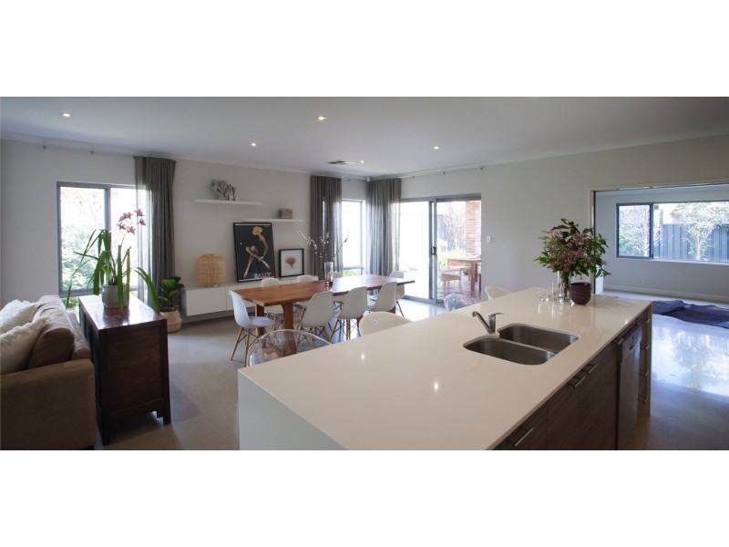 5 Laverstock Street, South Guildford WA 6055