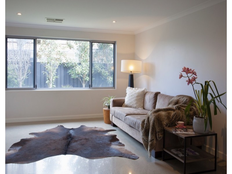 5 Laverstock Street, South Guildford WA 6055