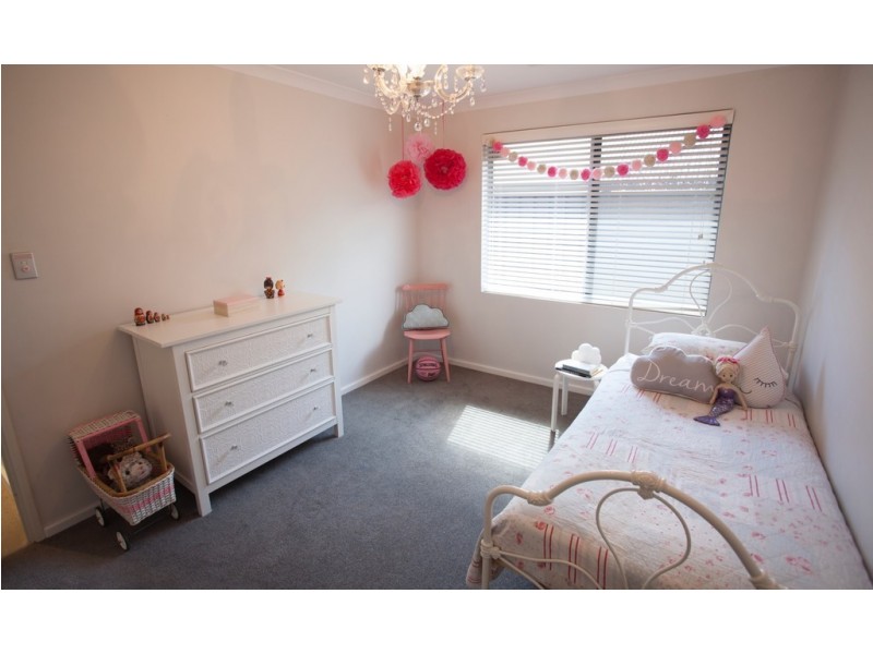 5 Laverstock Street, South Guildford WA 6055