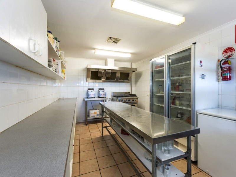 6 Swan Street, Henley Brook WA 6055