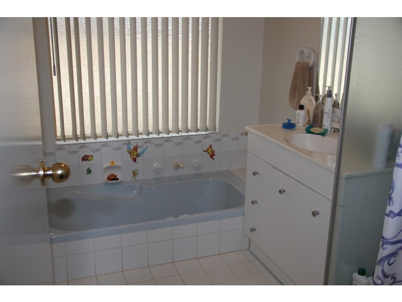 3 The Ridgeway, Swan View WA 6056