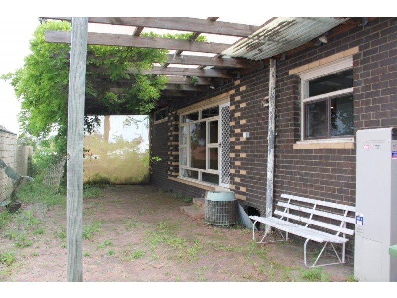 7 Shackleton Street, Bassendean WA 6054