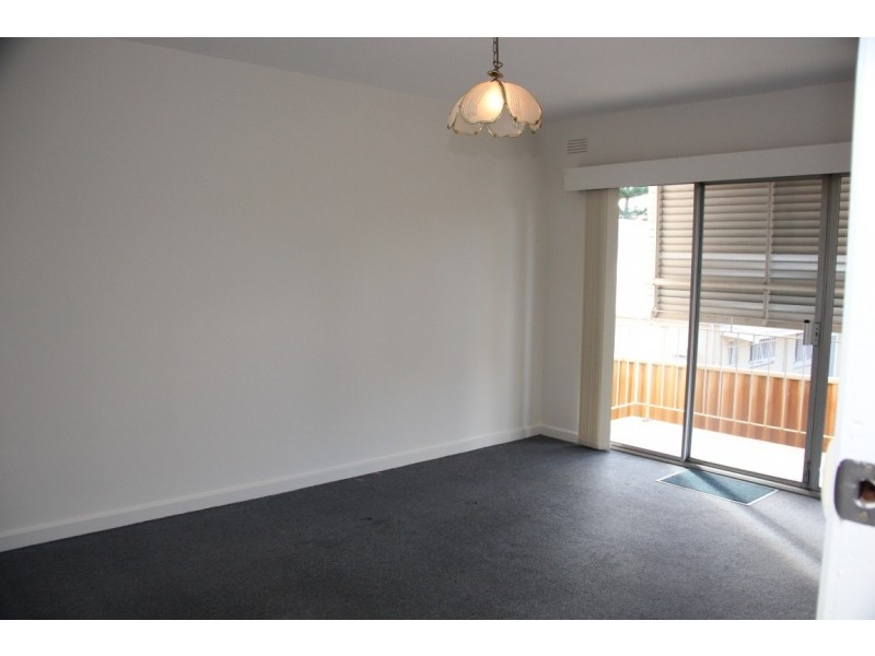 U8, 110 Central Avenue, Inglewood WA 6052