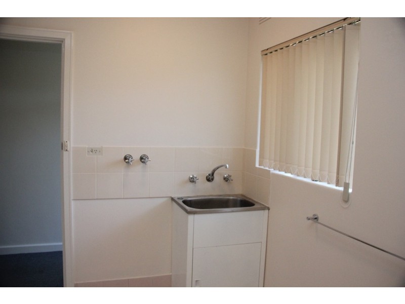 U8, 110 Central Avenue, Inglewood WA 6052