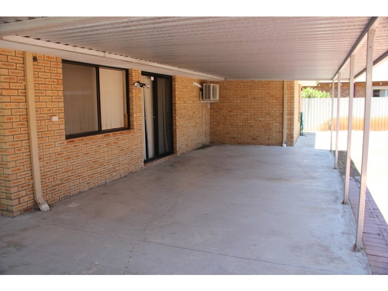 9 Walkington Way, Eden Hill WA 6054