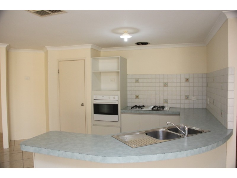 2 Pindi Court, South Guildford WA 6055