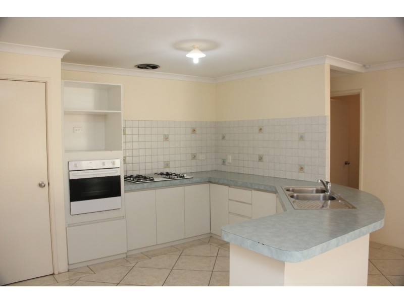 2 Pindi Court, South Guildford WA 6055