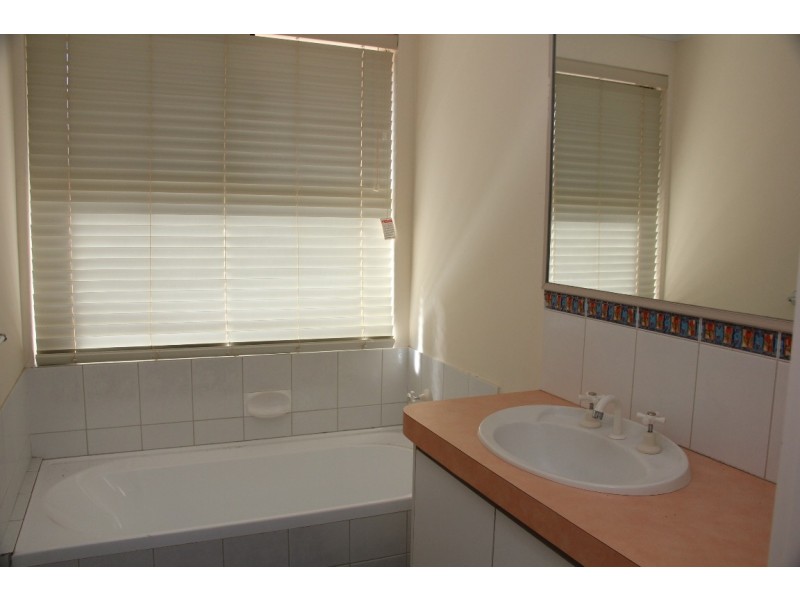 2 Pindi Court, South Guildford WA 6055