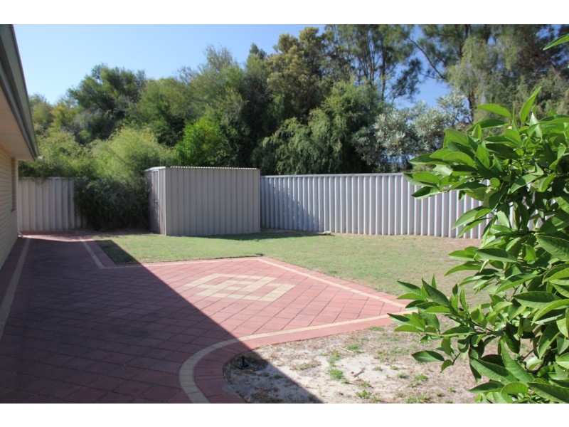 2 Pindi Court, South Guildford WA 6055