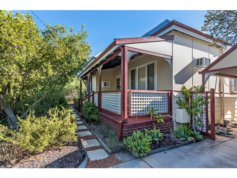 14 James Street, Bassendean WA 6054