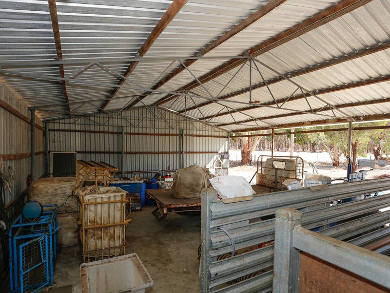 320 Hill Road, Bakers Hill WA 6562