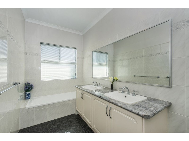 53 White Gum Drive, Jane Brook WA 6056