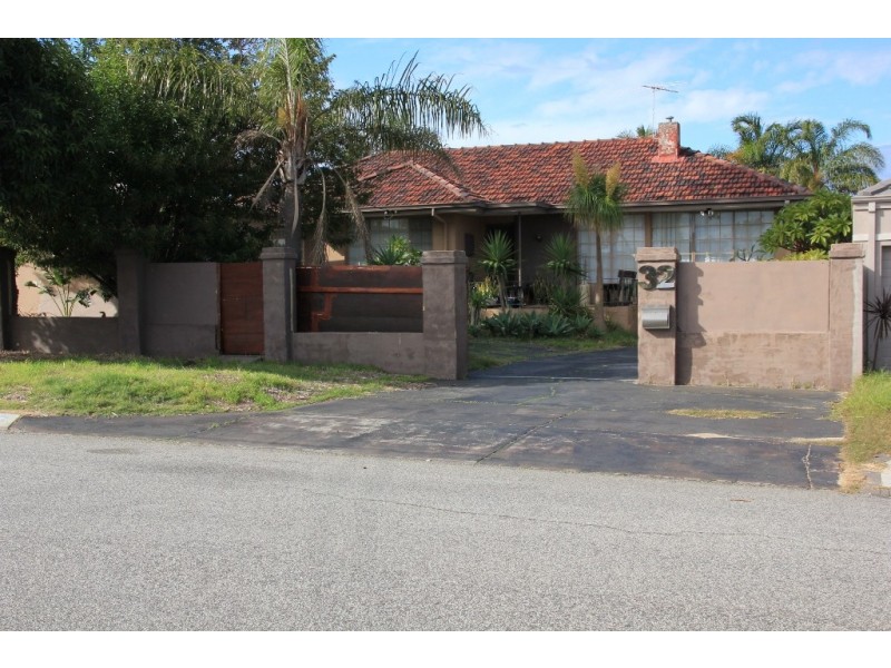 32 Quadea Way, Nollamara WA 6061