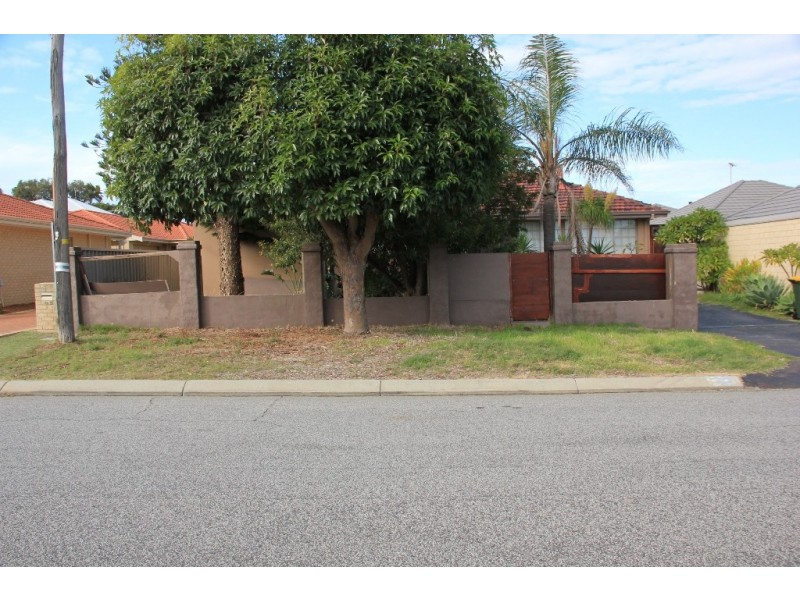 32 Quadea Way, Nollamara WA 6061