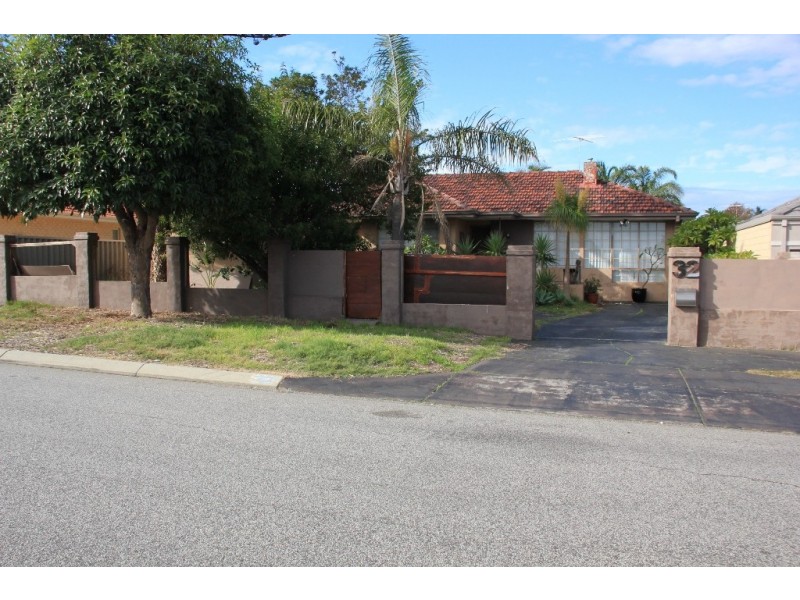 32 Quadea Way, Nollamara WA 6061
