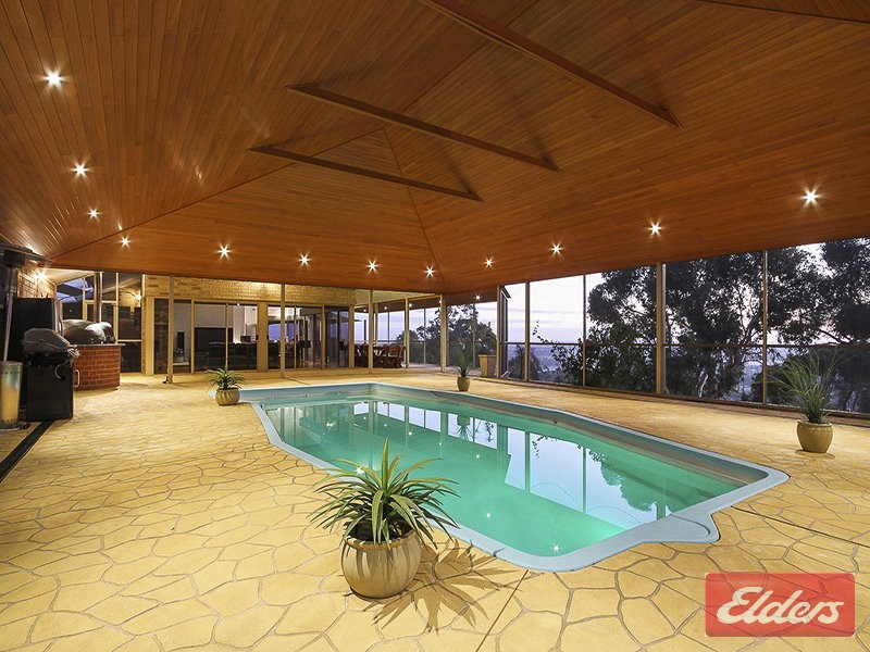 33 Weir Road, Baskerville WA 6056