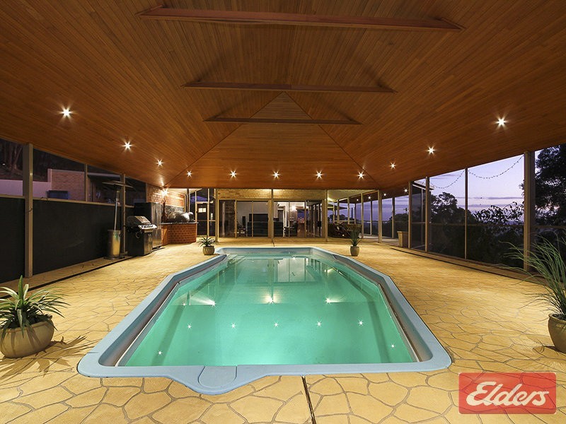 33 Weir Road, Baskerville WA 6056