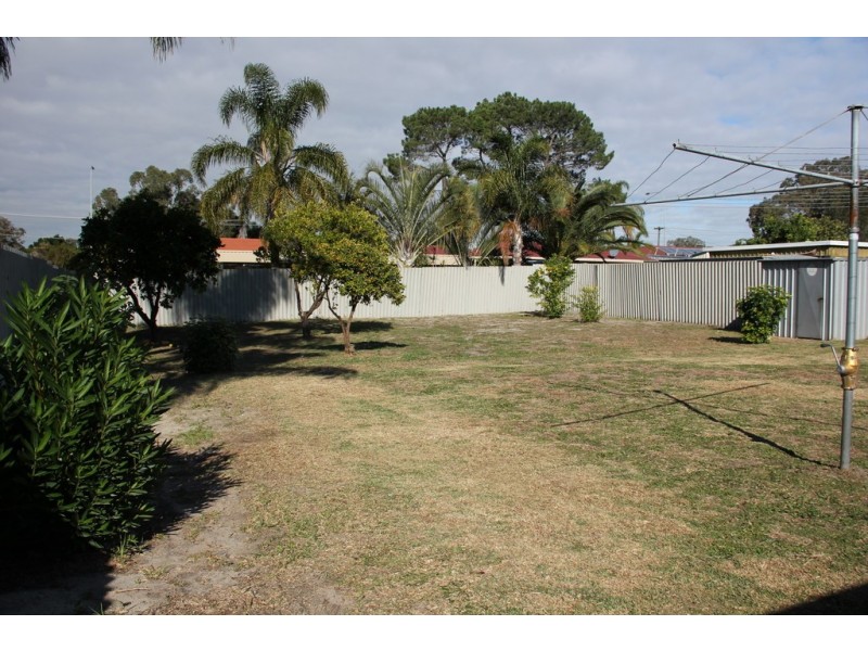 38 Barlee Way, Beechboro WA 6063