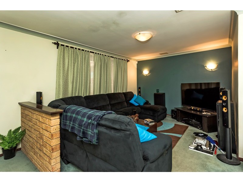 8 Cunningham Loop, Mirrabooka WA 6061