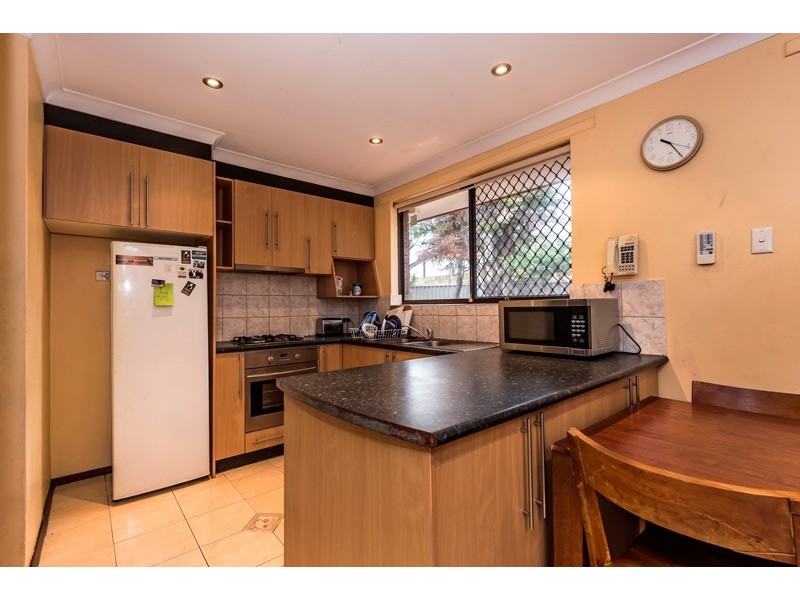 8 Cunningham Loop, Mirrabooka WA 6061