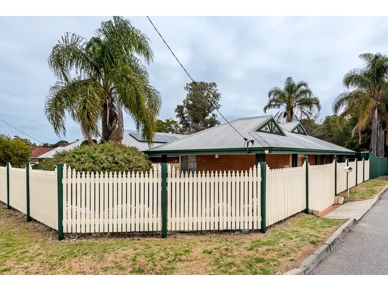 10 Wholley Street, Bayswater WA 6053
