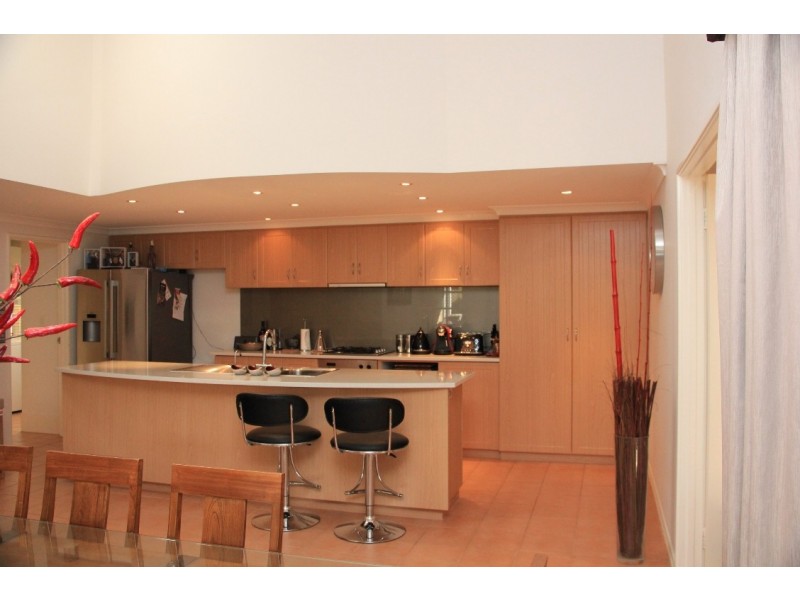 16 HALIFAX ROAD, Maylands WA 6051