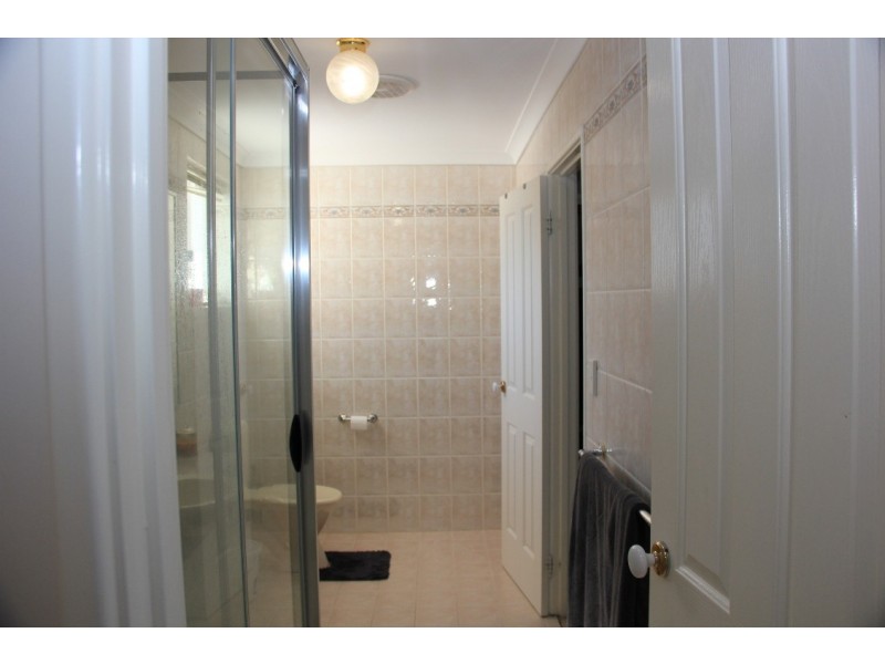 16 HALIFAX ROAD, Maylands WA 6051