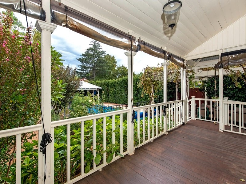 11 Turton Street, Guildford WA 6055