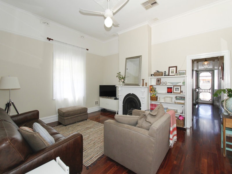 13 Wellman Street, Guildford WA 6055