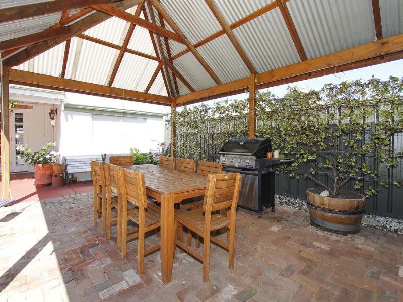 13 Wellman Street, Guildford WA 6055