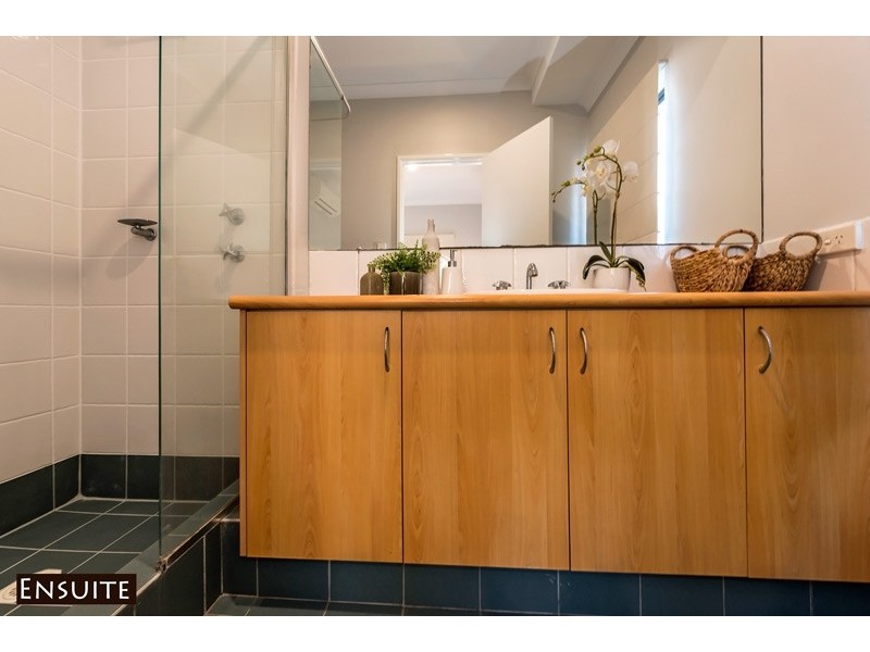 21 Langley Road, Bayswater WA 6053