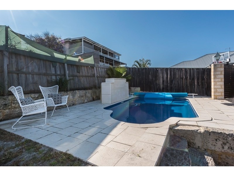 21 Langley Road, Bayswater WA 6053