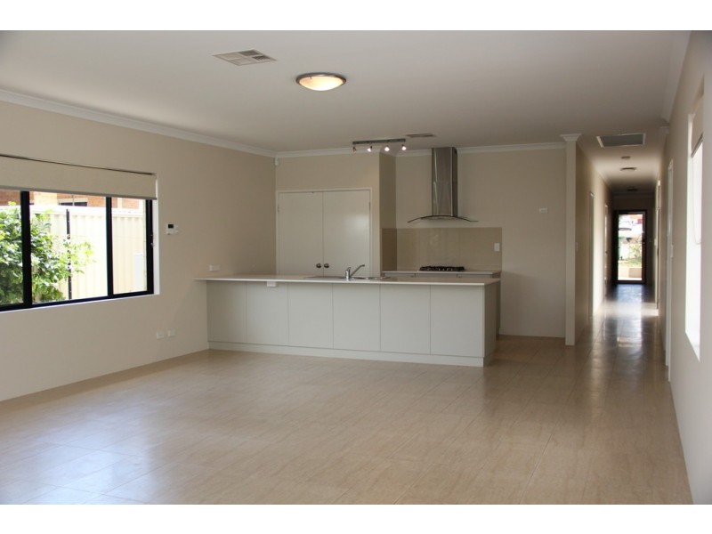 33A Clavering Street, Bayswater WA 6053